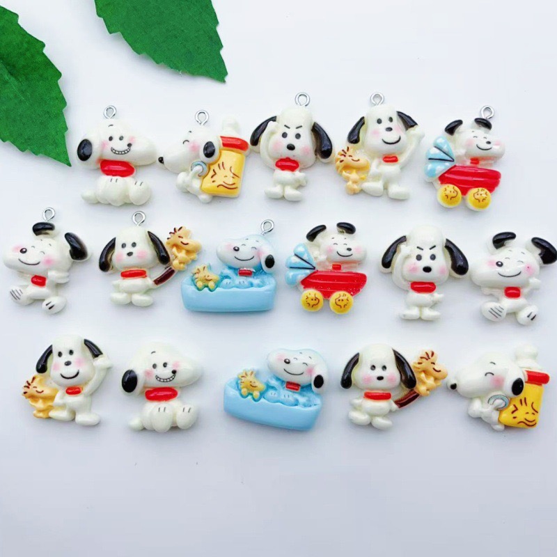 Dog Toys - 12 szt. żywicznych zawieszek w kształcie